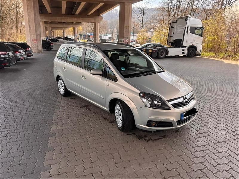 Gebraucht Opel Zafira 110 PS (80 kW) 2007 Andere farben Van / Kleinbus