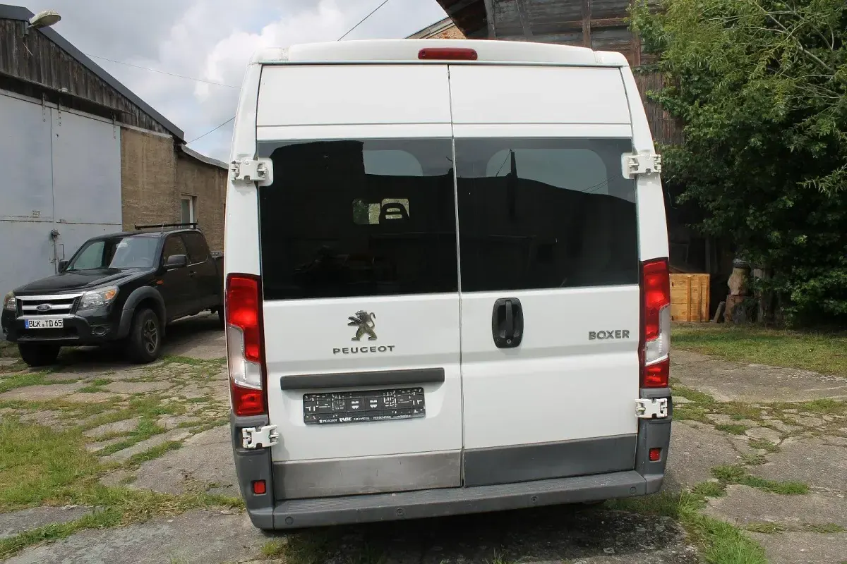 Gebraucht Peugeot Boxer 131 PS (96 kW) 2014 Weiß Van