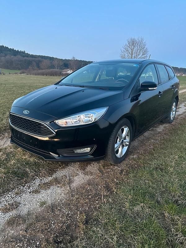 Second-hand Ford Focus 125 CP (91 kW) 2018 Negru Break