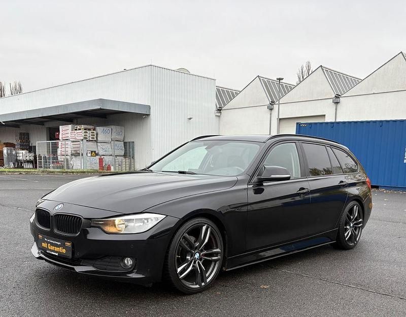 Schwarz Gebraucht 2014 BMW 316 Sport Line Kombi | 7.490 € (Fairer Preis) - Bild 1/4