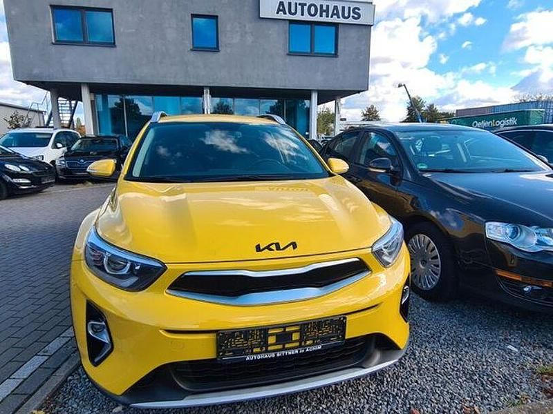 Gebraucht Kia Stonic Vision 200 PS (147 kW) 2021 Gelb SUV