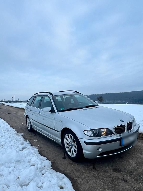 Gebraucht BMW 320 150 PS (110 kW) 2005 Silber Kombi