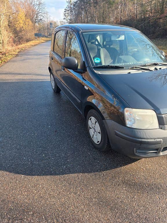 Gebraucht Fiat Panda 53 PS (38 kW) 2010 Schwarz Kleinwagen