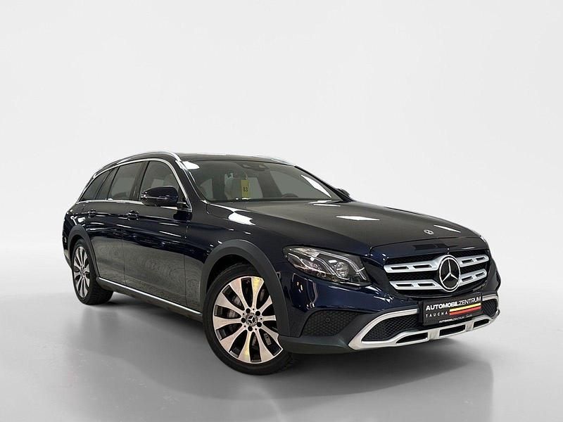 Usata Mercedes E400 330 CV (242 kW) 2018 Blu Station wagon