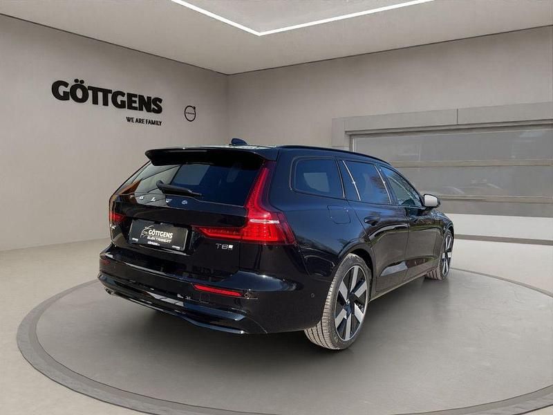 Gebraucht Volvo V60 Ultra 455 PS (334 kW) 2025 Schwarz Kombi