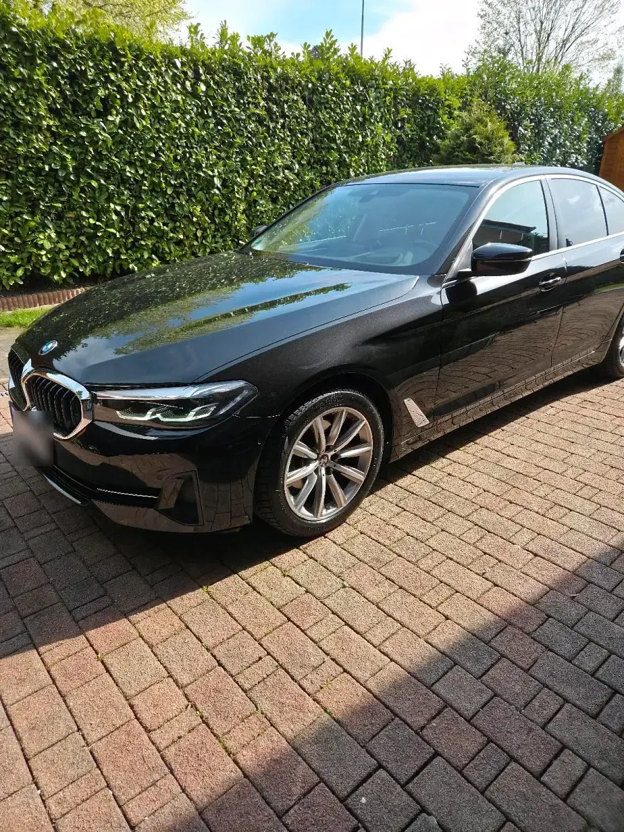 Gebraucht BMW 520 190 PS (139 kW) 2021 Schwarz Limousine