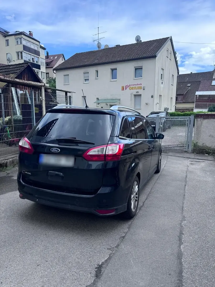 Gebraucht Ford C-MAX 163 PS (119 kW) 2011 Schwarz Van / Kleinbus