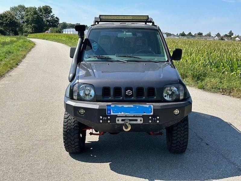 Schwarz Gebraucht 2005 Suzuki Jimny SUV | 4.500 € (Superpreis) - Bild 1/4