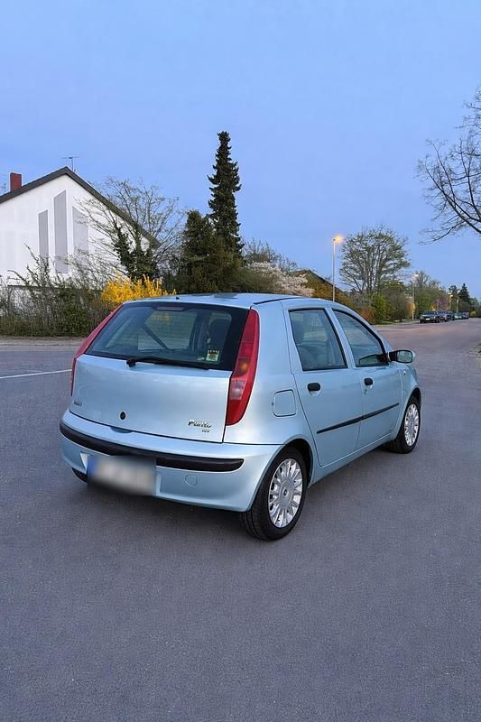 Gebraucht Fiat Punto 80 PS (58 kW) 2003 Blau Kleinwagen