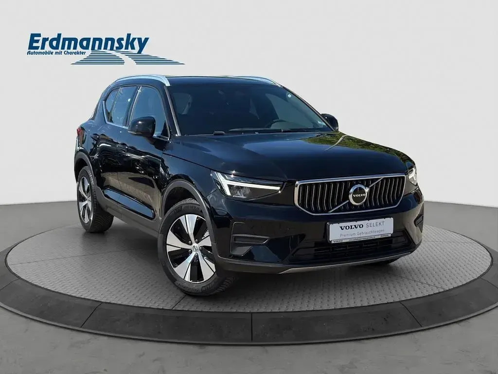 Gebraucht Volvo XC40 Core 211 PS (155 kW) 2022 Schwarz SUV