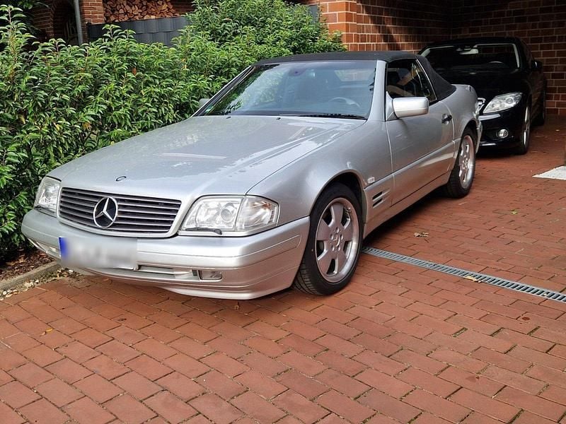 Silber Gebraucht 1998 Mercedes SL280 Cabrio | 23.890 € (Fairer Preis) - Bild 1/4