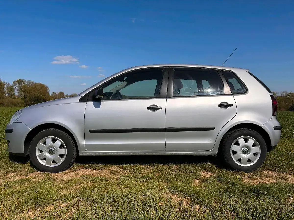 Gebraucht VW Polo 54 PS (39 kW) 2005 Silber Kleinwagen