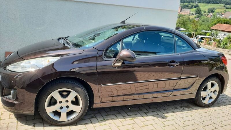 Braun Gebraucht 2013 Peugeot 207 CC Cabrio | 5.350 € (Fairer Preis) - Bild 1/4