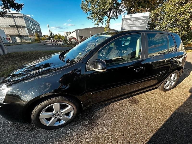 Schwarz Gebraucht 2008 VW Golf VI Trendline Kombi | 4.500 € (Fairer Preis) - Bild 1/4