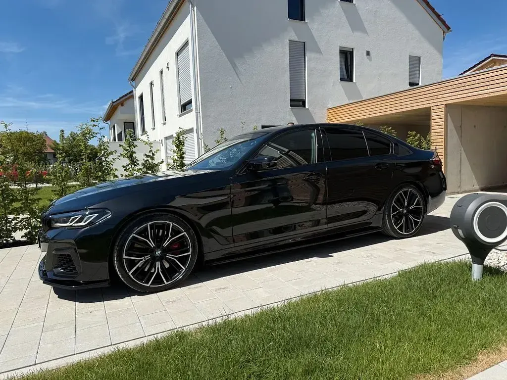 Gebraucht BMW M550 Performance 530 PS (389 kW) 2022 Schwarz Limousine