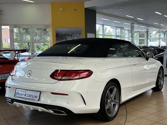 Gebraucht Mercedes C200 AMG line 184 PS (135 kW) 2017 Polarweiss  unilack Cabrio