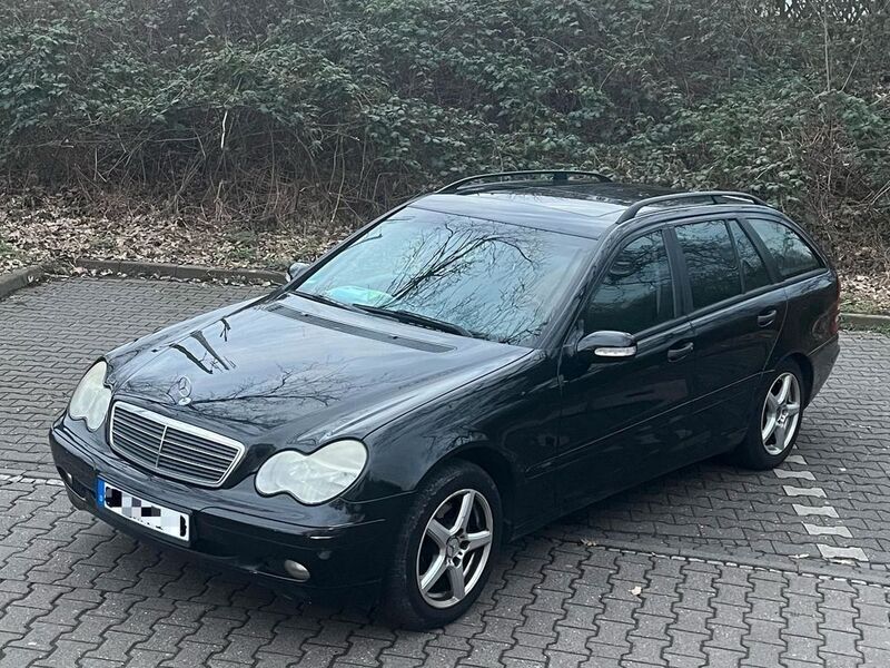 Schwarz Gebraucht 2005 Mercedes C180 Elegance Kombi | 2.150 € (Guter Preis) - Bild 1/4
