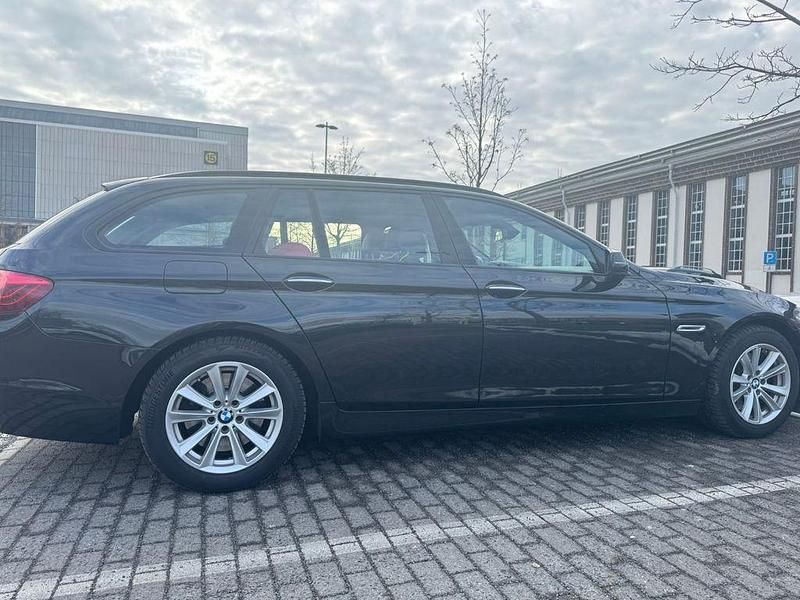 Gebraucht BMW 530 Performance 258 PS (189 kW) 2016 Schwarz Kombi