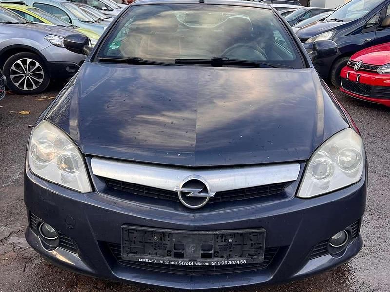 Metro m2 Gebraucht 2007 Opel Tigra Design Edition Cabrio | 1.650 € (Fairer Preis) - Bild 1/4