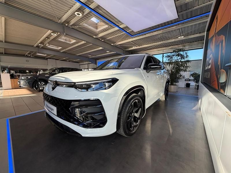 Neu VW Tayron R-line 150 PS (110 kW) 2025 Schwarz SUV