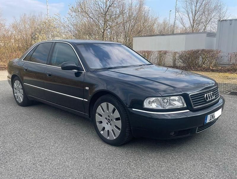 Gebraucht Audi A8 Basis 179 PS (131 kW) 2000 Schwarz Limousine