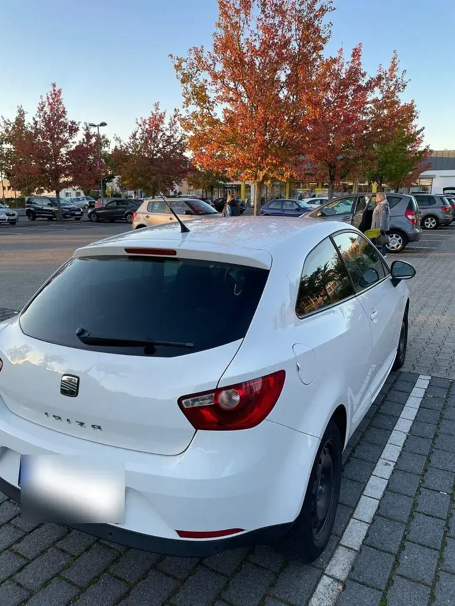 Gebraucht Seat Ibiza SC Sport 86 PS (63 kW) 2010 Weiß Kleinwagen