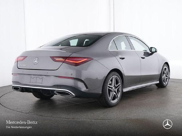 Grau Gebraucht 2024 Mercedes CLA200 AMG Limousine | 32.490 € (Superpreis) - Bild 1/4