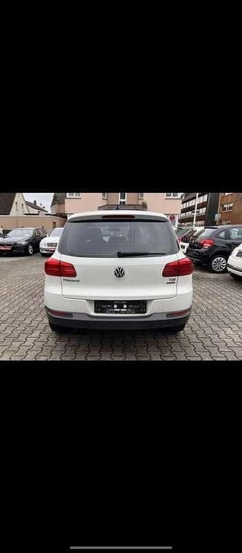 Gebraucht VW Tiguan Trendline 122 PS (89 kW) 2012 SUV