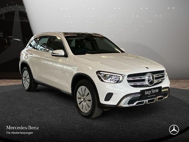 Gebraucht Mercedes GLC300e 320 PS (235 kW) 2021