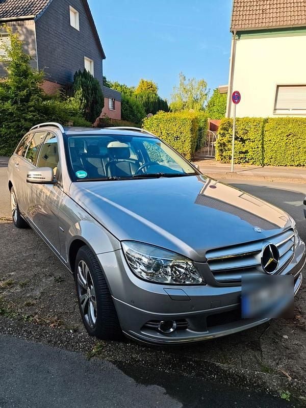 Gebraucht Mercedes C180 156 PS (114 kW) 2009 Beige Kombi