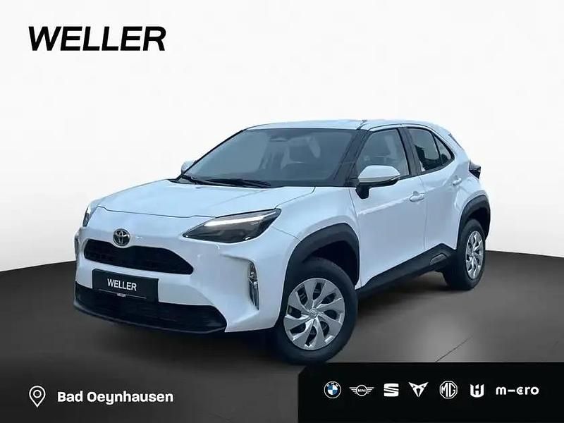 Schneeweiß (weiß) Neu 2025 Toyota Yaris Hybrid Kleinwagen | 23.950 € (Guter Preis) - Bild 1/4