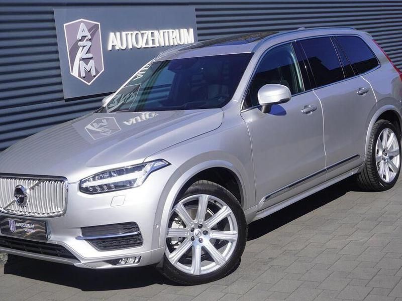 Bright silver Gebraucht 2017 Volvo XC90 Inscription SUV | 31.990 € (Fairer Preis) - Bild 1/4