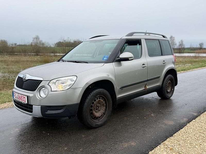 Gebraucht Skoda Yeti 170 PS (125 kW) 2011 Gold SUV