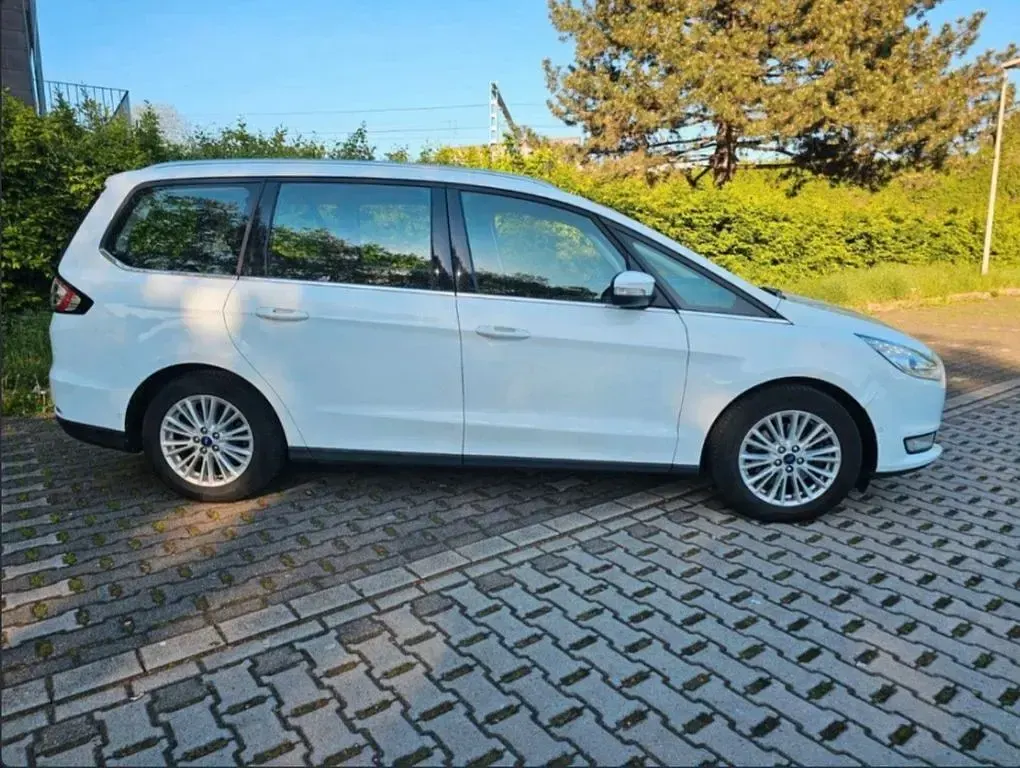 Gebraucht Ford Galaxy Titanium 190 PS (139 kW) 2019 Weiß Van / Kleinbus