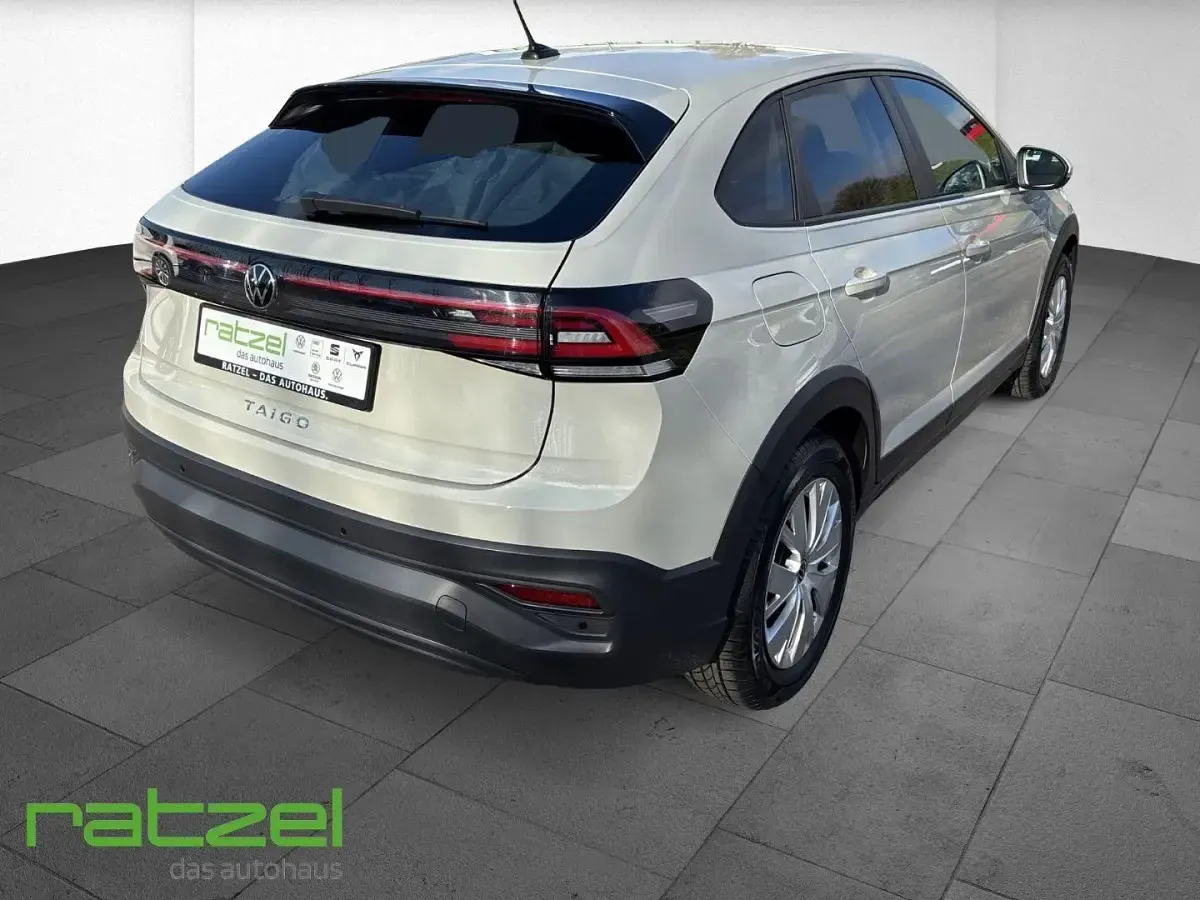 Gebraucht VW Taigo Basis 95 PS (69 kW) 2022 Grau SUV