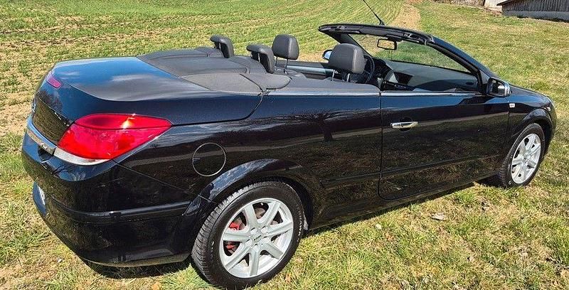 Gebraucht Opel Astra Cabriolet Cosmo 150 PS (110 kW) 2008 Schwarz Cabrio