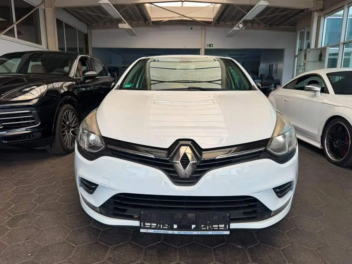 Gebraucht Renault Clio IV LIMITED 90 PS (66 kW) 2016 Weiß Kleinwagen