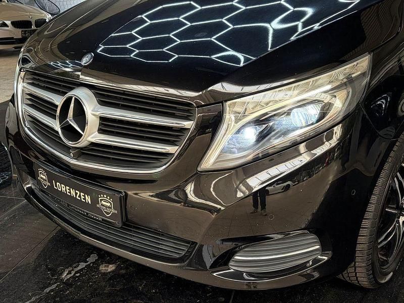 Gebraucht Mercedes V250 Edition 190 PS (139 kW) 2014 Schwarz Van / Kleinbus
