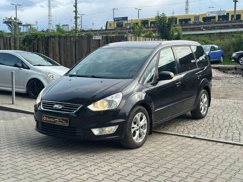 Pantherschwarz metallic Gebraucht 2011 Ford Galaxy Trend Van / Kleinbus | 5.990 € (Guter Preis) - Bild 1/4