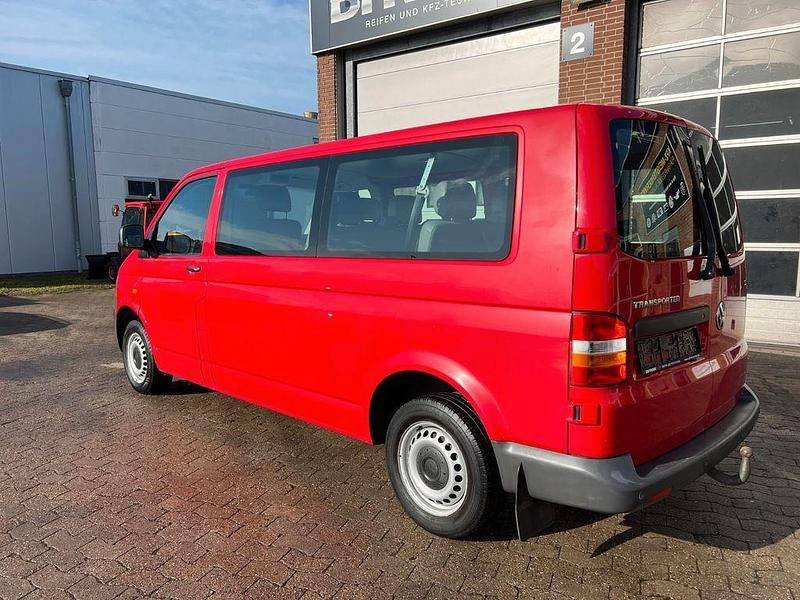 Gebraucht VW T5 102 PS (75 kW) 2007 Rot Van