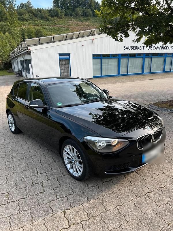Schwarz Gebraucht 2014 BMW 120 M Sport Kleinwagen | 11.200 € (Fairer Preis) - Bild 1/4