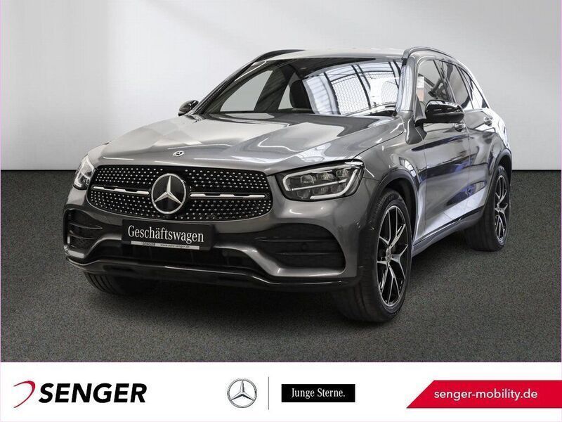 Grau Gebraucht 2022 Mercedes GLC200 AMG SUV | 39.780 € (Fairer Preis) - Bild 1/4