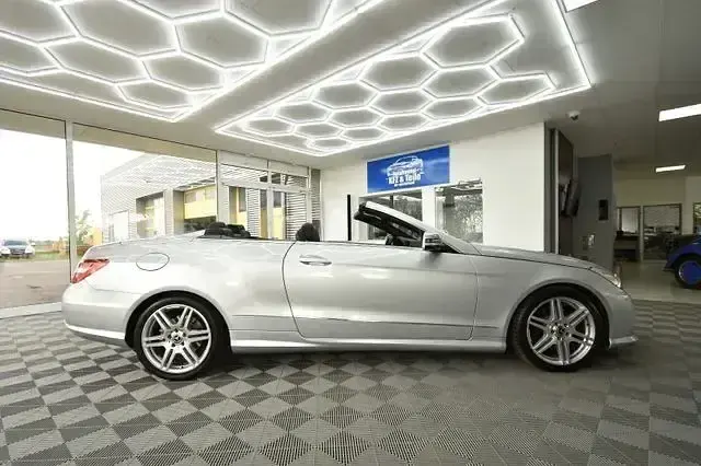 Gebraucht Mercedes E250 204 PS (150 kW) 2012 Silber Cabrio