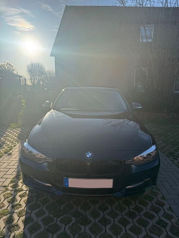 Schwarz Gebraucht 2012 BMW 316 Sport Line Limousine | 9.000 € (Etwas zu teuer) - Bild 1/4