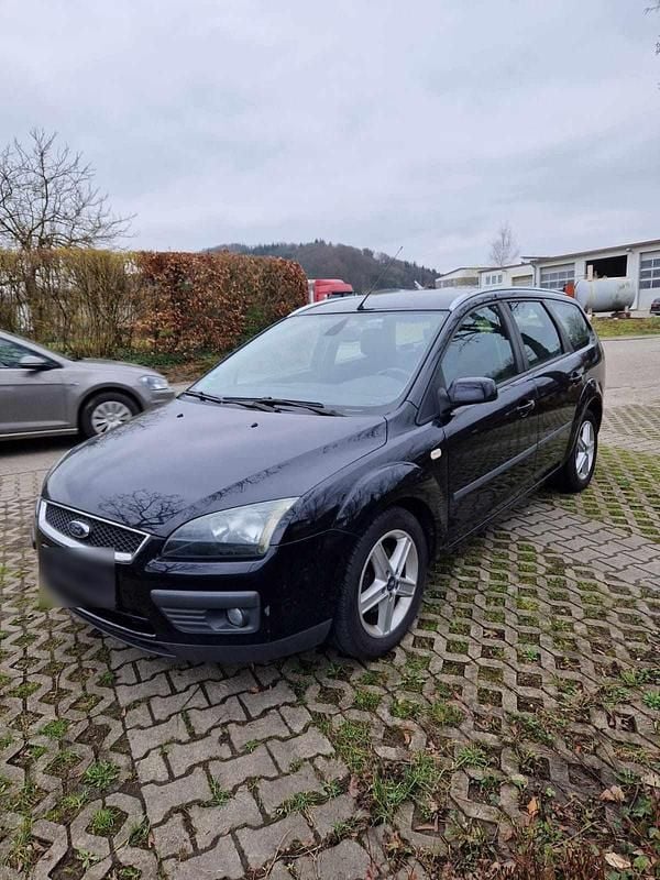 Gebraucht Ford Focus 105 PS (77 kW) 2005 Schwarz Kombi