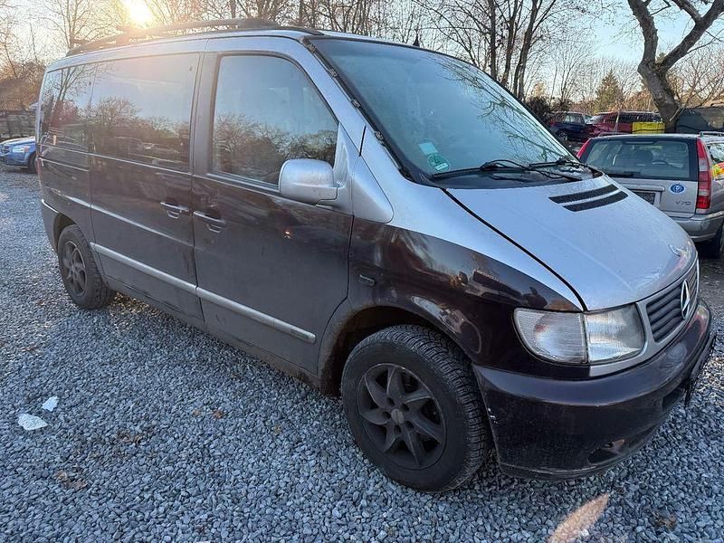Other Gebraucht 2003 Mercedes V220 Van / Kleinbus | 1.490 € (Fairer Preis) - Bild 1/4