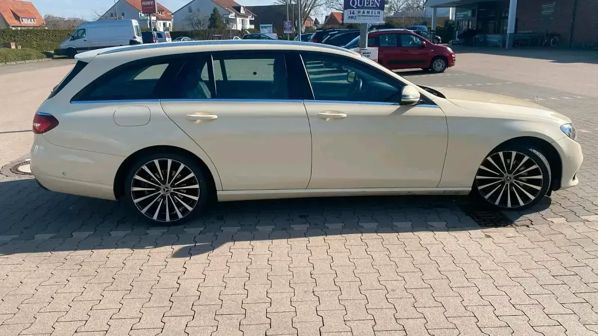 Gebraucht Mercedes E200 150 PS (110 kW) 2019 Kombi