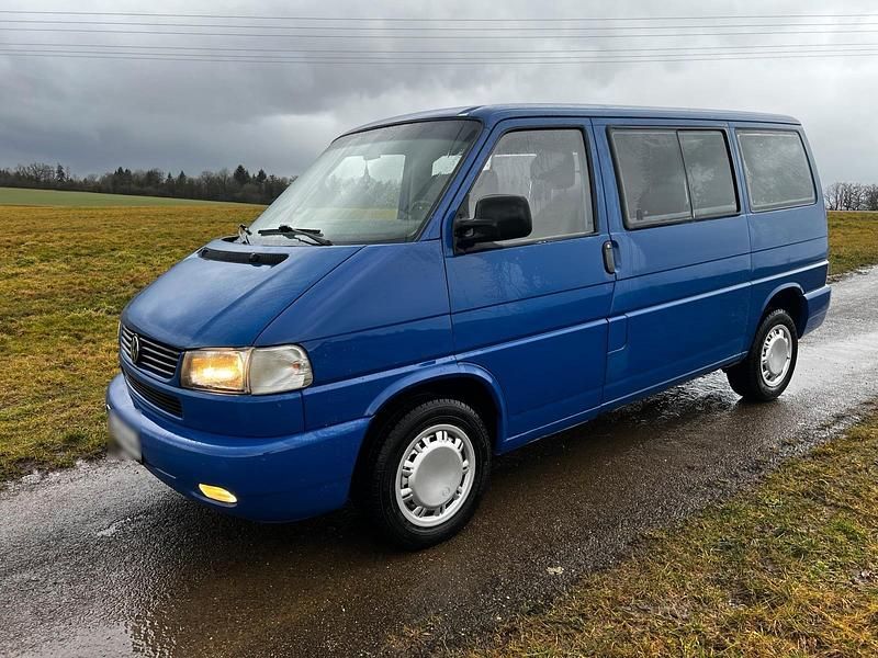 Gebraucht VW T4 102 PS (75 kW) 2000 Blau Van