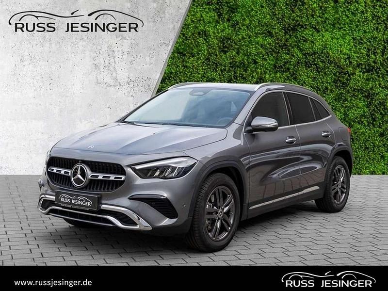 Mountain grey metallic Gebraucht 2024 Mercedes GLA220 Progressive SUV | 41.980 € (Fairer Preis) - Bild 1/3