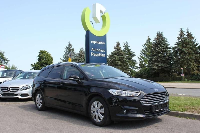 Shadow black Gebraucht 2015 Ford Mondeo Trend Kombi | 7.680 € (Etwas zu teuer) - Bild 1/4
